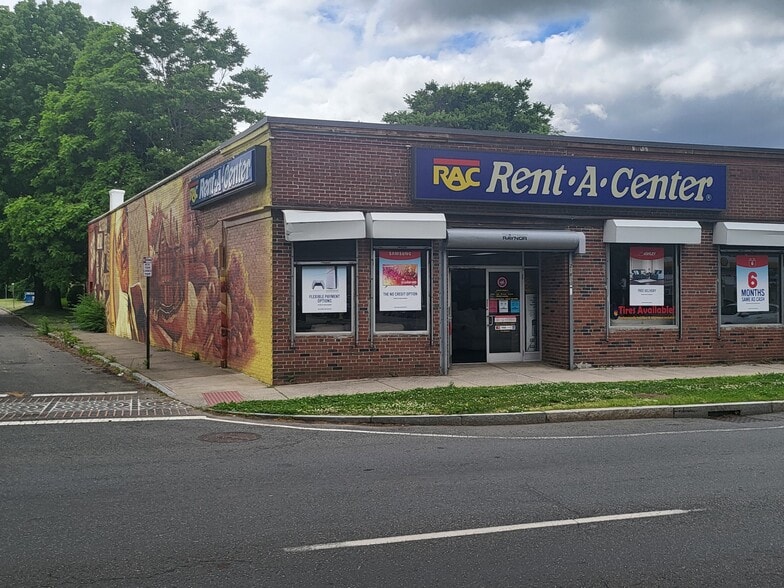 More Photos Of 2180 Main St, Springfield Storefront For Sale