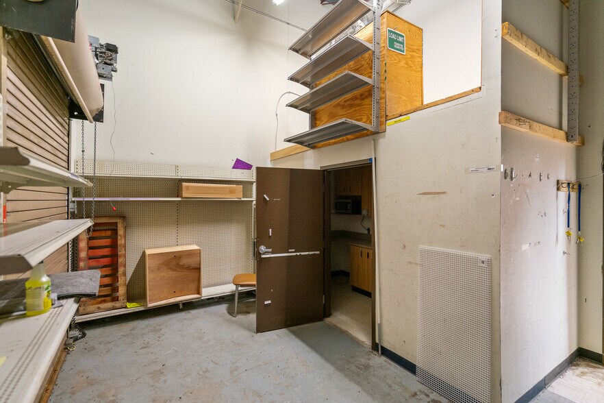 More Photos Of 195 M 66 N, Charlevoix Drugstore For Sale