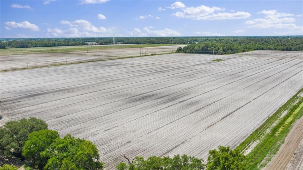 More Photos Of 233 E River Rd, East Palatka Land For Sale