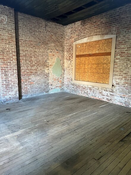 More Photos Of 305 S Orange Ave, Eufaula Industrial For Sale