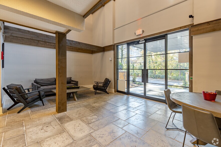 More Photos Of 55 Pharr Rd NW, Atlanta Apartments For Sale