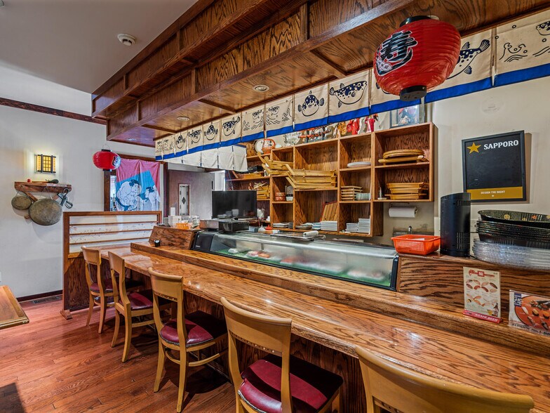 More Photos Of 1495 Farmington Ave, Pottstown General Retail For Sale