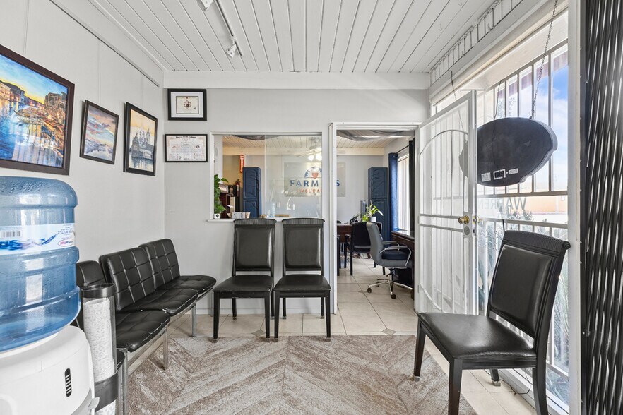 More Photos Of 906 E Commonwealth Ave, Fullerton Storefront For Sale