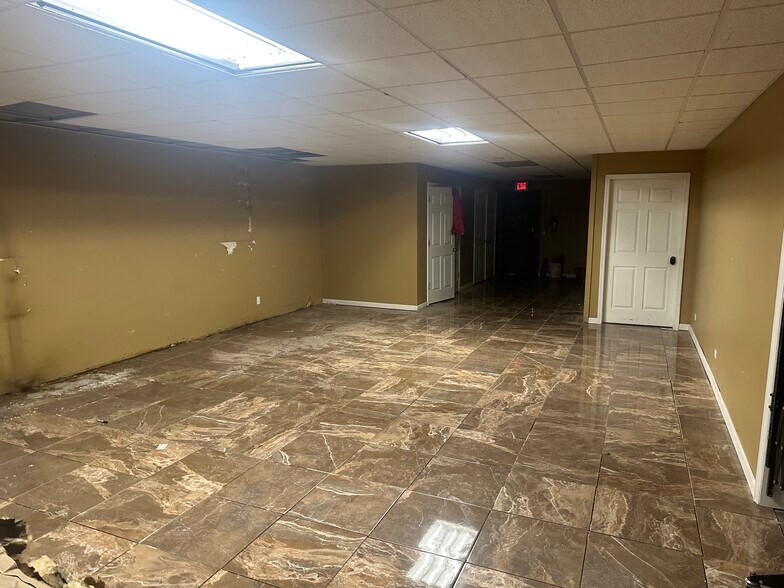 More Photos Of 2211 Windsor St, Chattanooga Service For Sale