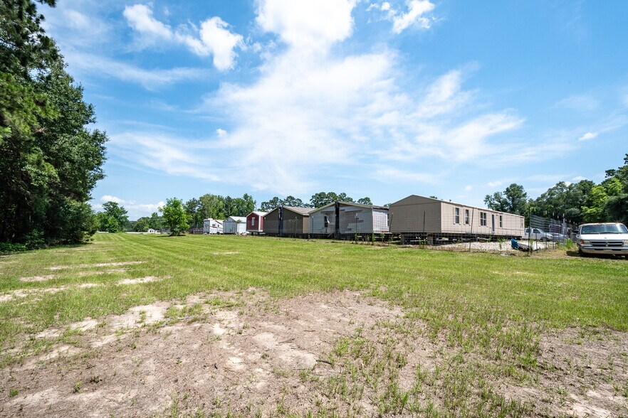 More Photos Of 7820 FM 1010 Rd, Cleveland General Retail For Sale