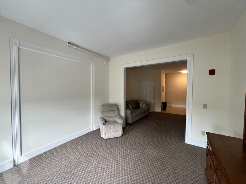 More Photos Of 51 Main St, Fair Haven Specialty For Sale