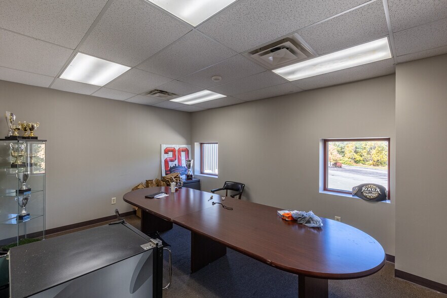 More Photos Of 22 Rich Hill Rd, Cheswick Sports And Entertainment For Sale