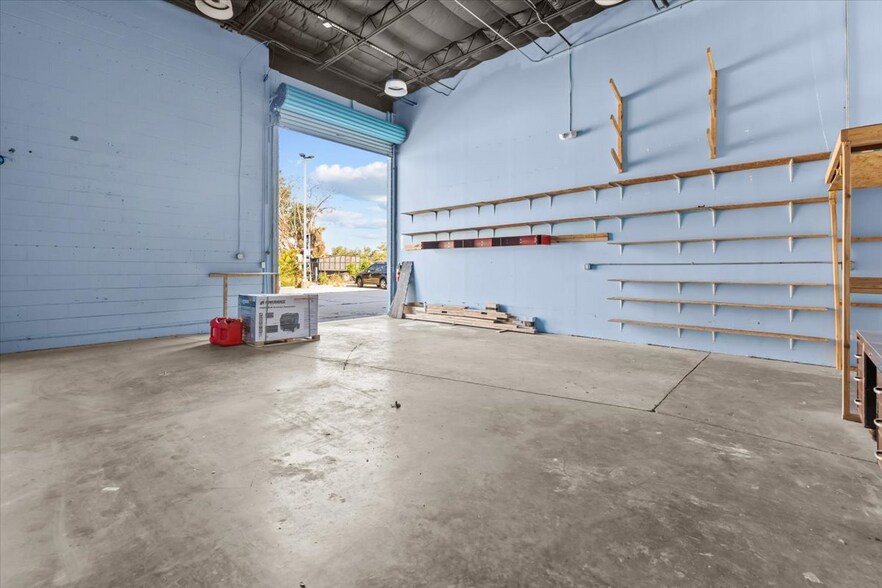 More Photos Of 3350 Tyrone Blvd N, Saint Petersburg Freestanding For Lease