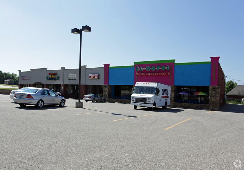 More Photos Of 7740-7742 Highway 64, Oakland Restaurant For Lease