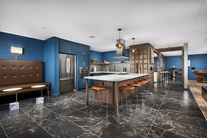 More Photos Of 700 W 9th St, Los Angeles Apartments For Lease