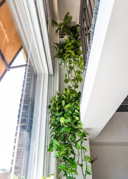 More Photos Of 523 Grand Blvd, Kansas City Apartments For Lease