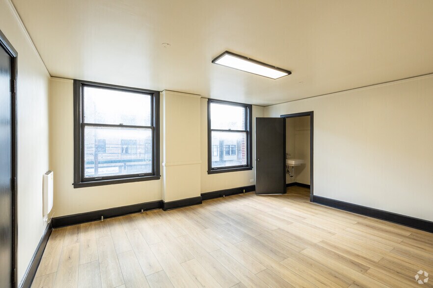 More Photos Of 2940 16th St, San Francisco Loft Creative Space For Lease