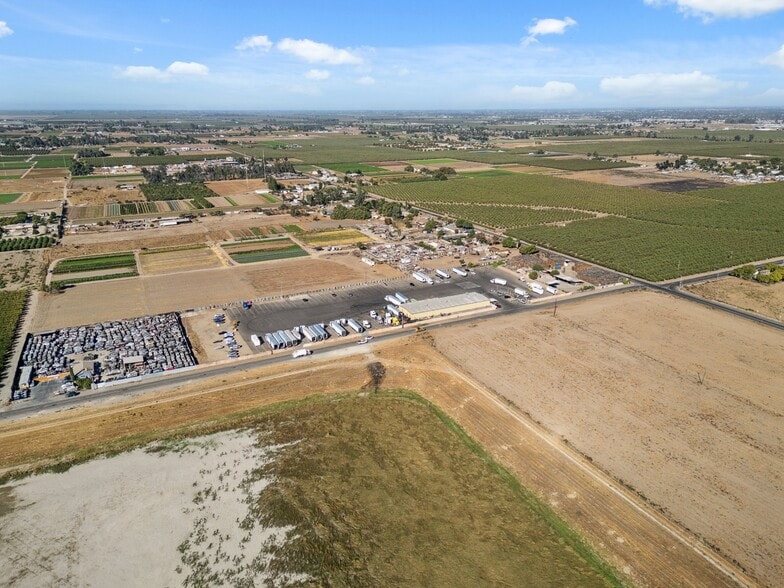 More Photos Of 2428 West Ave, Fresno Industrial For Sale