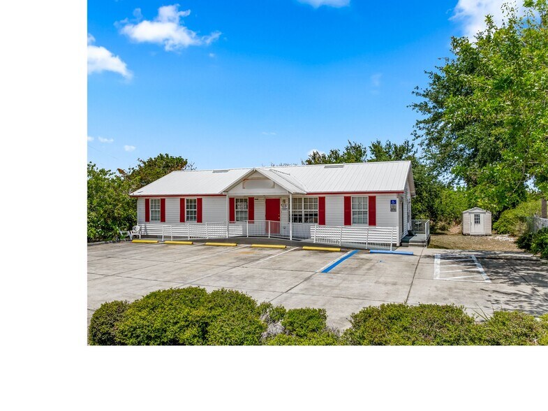 More Photos Of 5660 Micco Rd, Micco Office For Sale