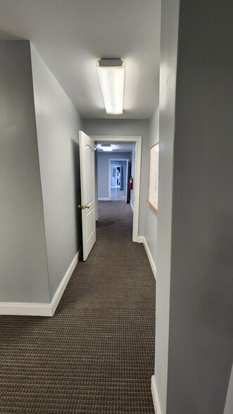 More Photos Of 3551 Hwy 51 N, Fort Mill Warehouse For Lease