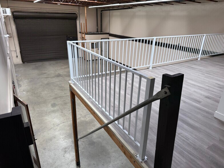 More Photos Of 3814 W 139th St, Hawthorne Warehouse For Lease