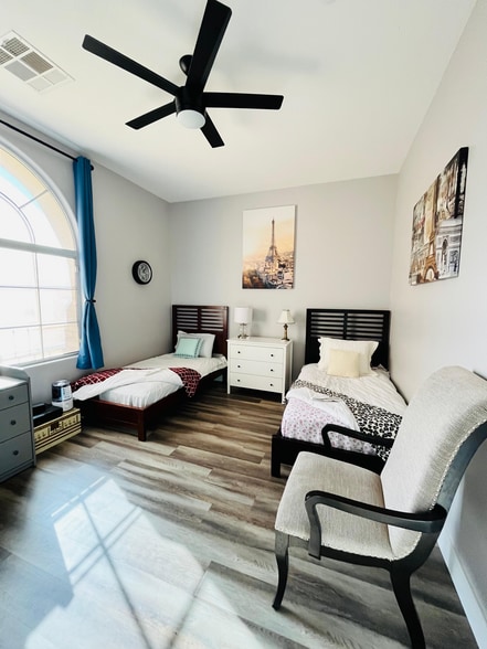 More Photos Of 8030 Lapis Harbor Ave, Las Vegas Healthcare For Sale