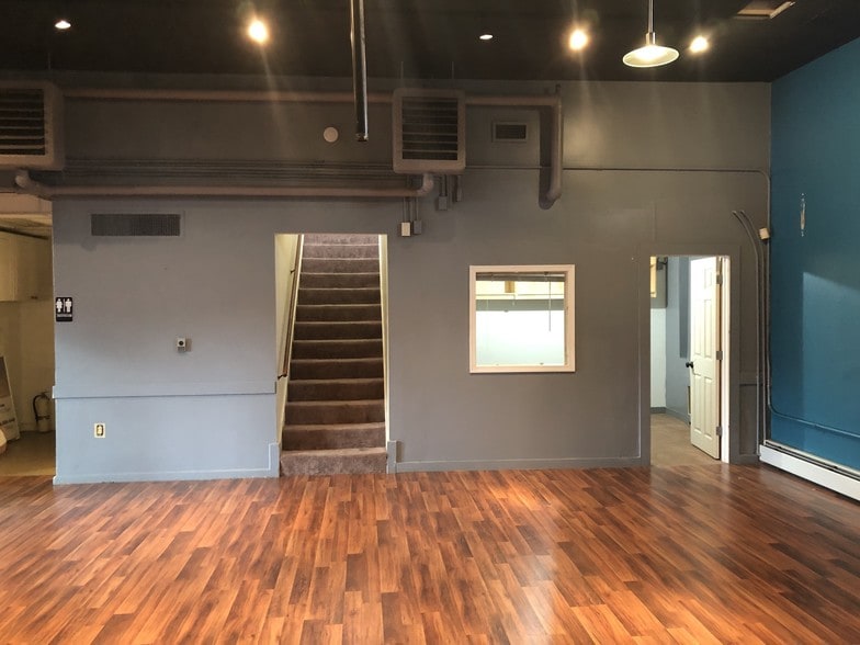 More Photos Of 808 N Union St, Wilmington Religious Facility For Lease