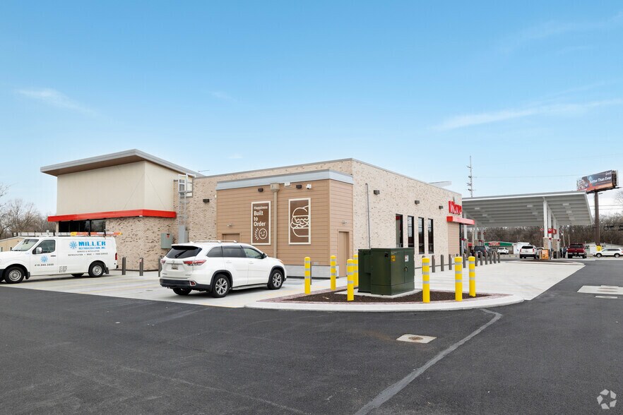 More Photos Of Wawa, Hagerstown Freestanding For Sale