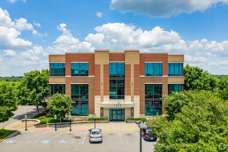 More Photos Of 1608 Williams Dr, Murfreesboro Medical For Sale