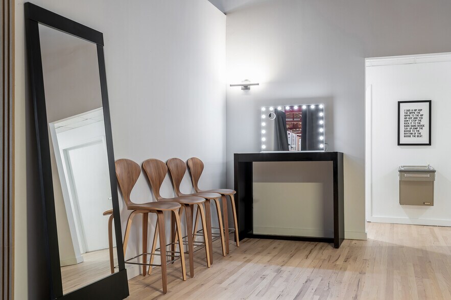 More Photos Of 107 S Olive Ave, West Palm Beach Loft Creative Space For Lease