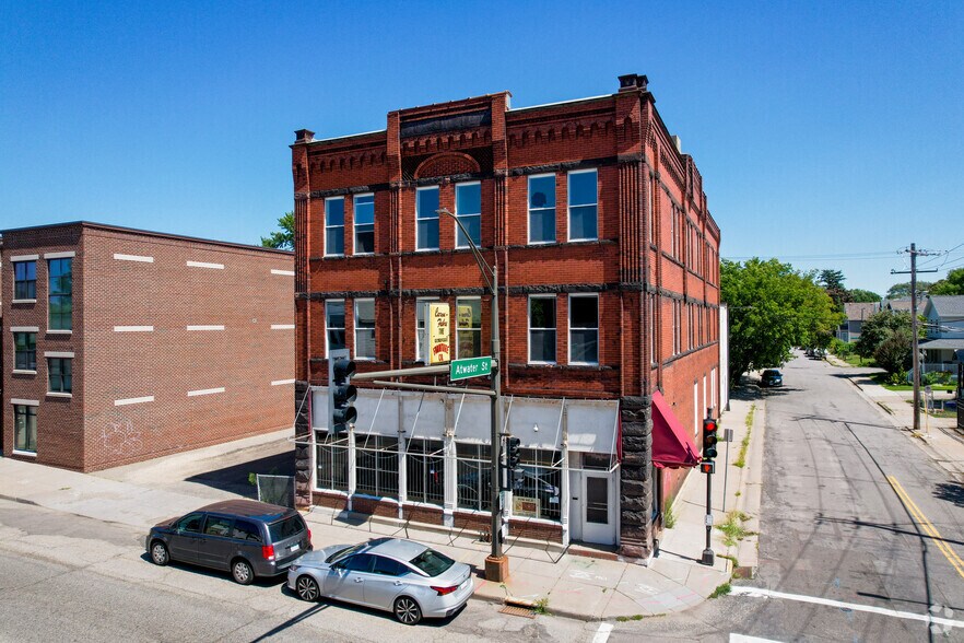 Primary Photo Of 842 Rice St, Saint Paul Storefront Retail Residential For Lease