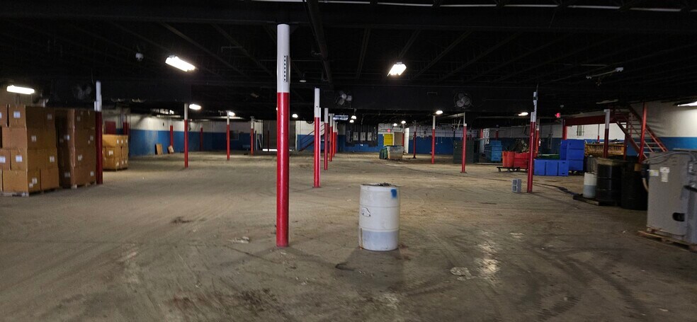 More Photos Of 2320 NW 147th St, Opa-locka Warehouse For Lease