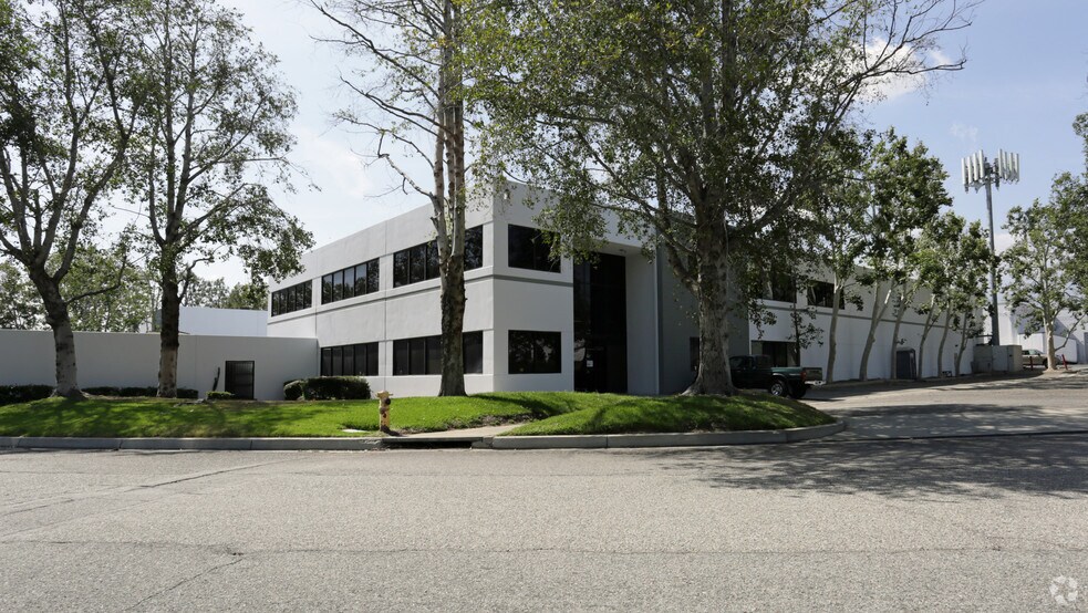 More Photos Of 9322 Hyssop Dr, Rancho Cucamonga Industrial For Lease
