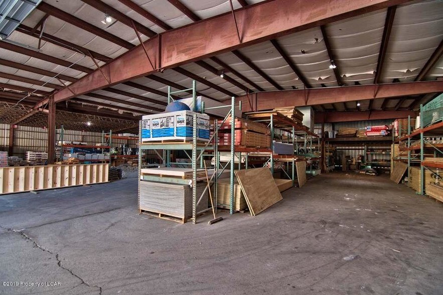 More Photos Of 541 State Route 93, Sugarloaf Light Distribution For Lease