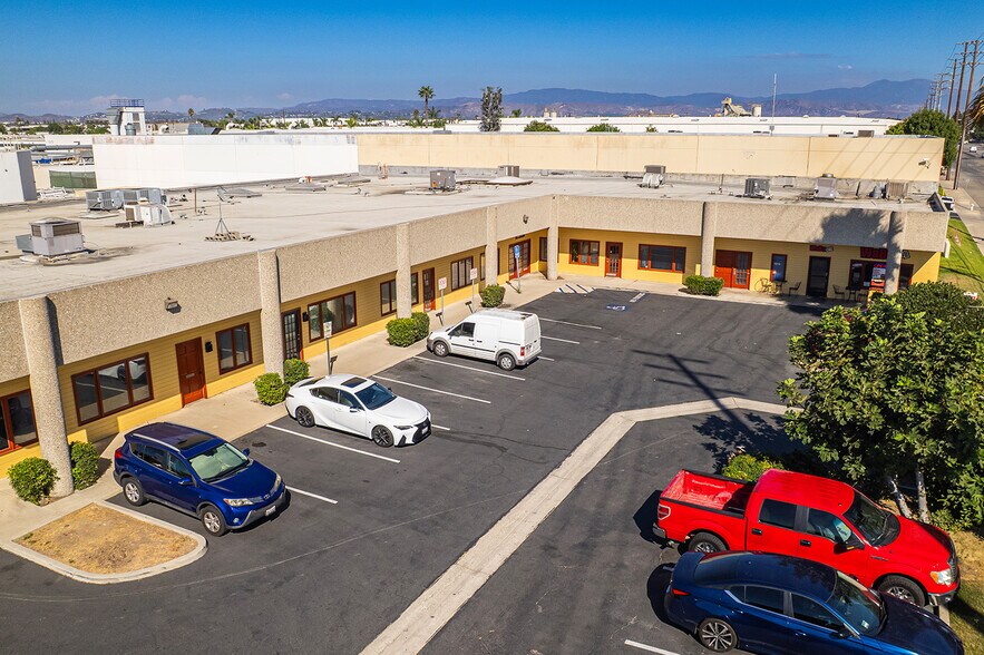 More Photos Of 1201-1215 E Warner Ave, Santa Ana Light Manufacturing For Sale