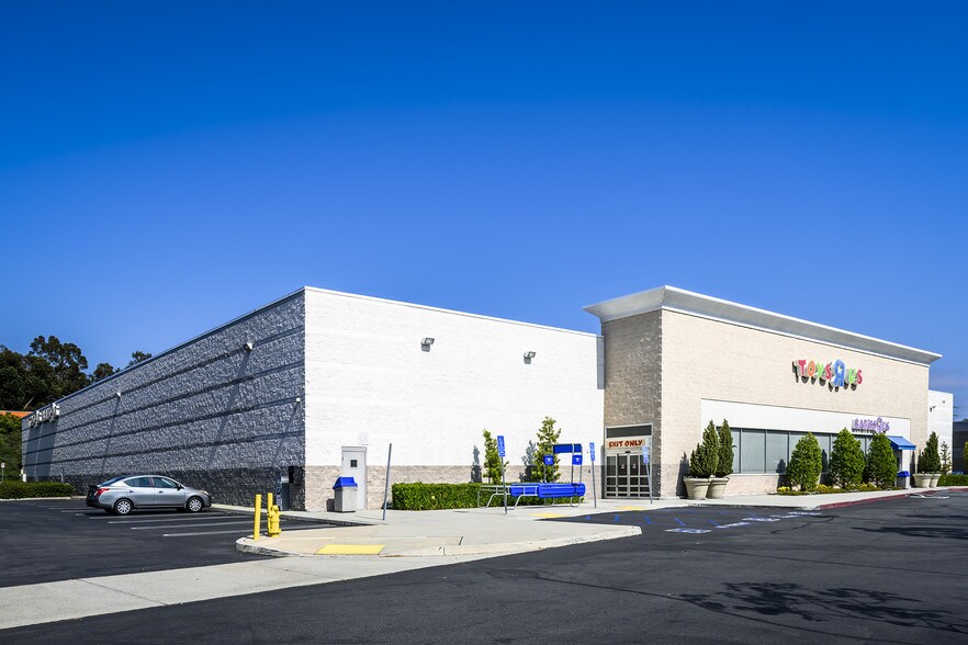 More Photos Of 25222-25902 El Paseo Rd, Mission Viejo Unknown For Lease