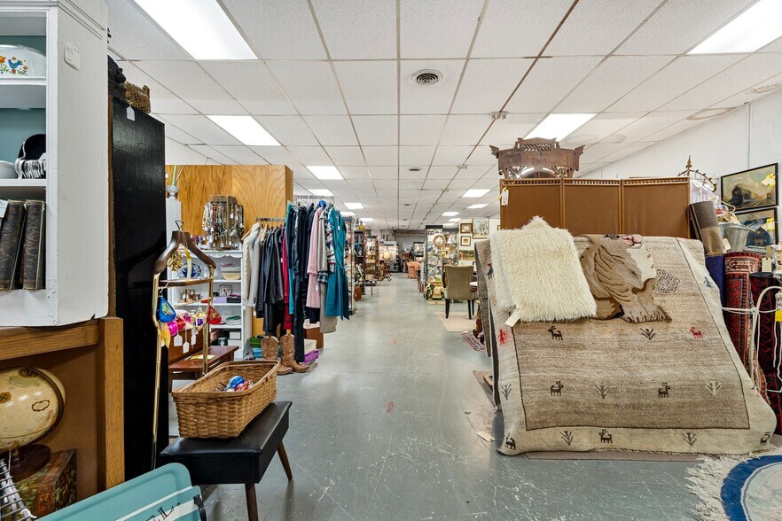 More Photos Of 227 Cherry St, Ithaca Manufacturing For Sale