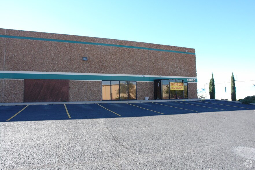 More Photos Of 10830 Pellicano Dr, El Paso Warehouse For Sale
