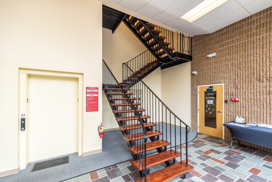 More Photos Of 271 Bethlehem Pike, Colmar Office For Lease