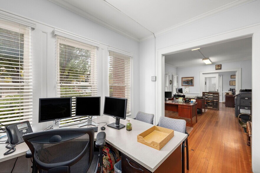 More Photos Of 708 Sul Ross St, Houston Office Residential For Sale