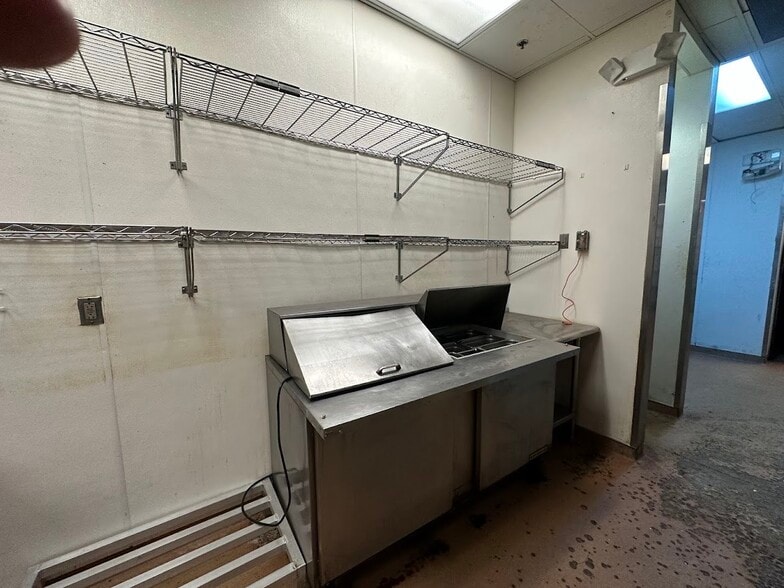 More Photos Of 52 Summer St, Boston General Retail For Lease