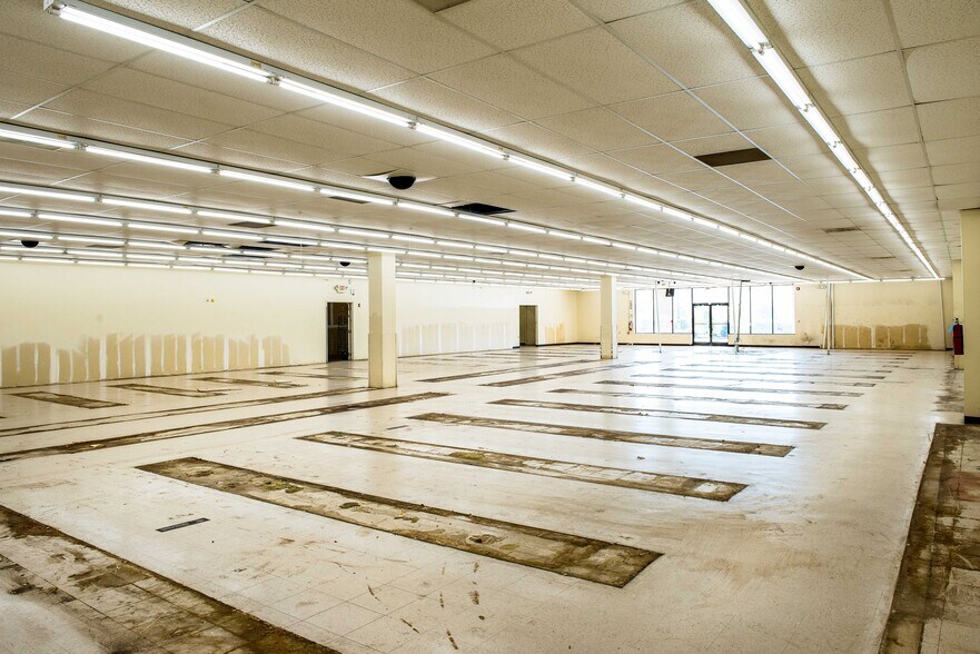 More Photos Of 2116 Morganton Blvd, Lenoir Unknown For Lease