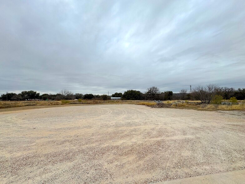 More Photos Of 398 Meeks Bnd, Millsap Industrial For Sale