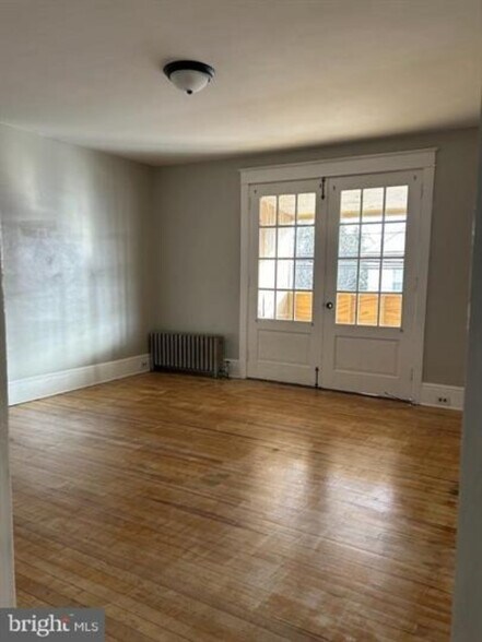More Photos Of 232 N Main St, Mercersburg Storefront Retail Residential For Sale