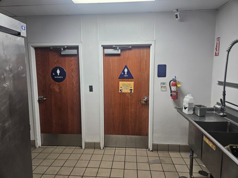 More Photos Of 20305 Anza Ave, Torrance Freestanding For Lease
