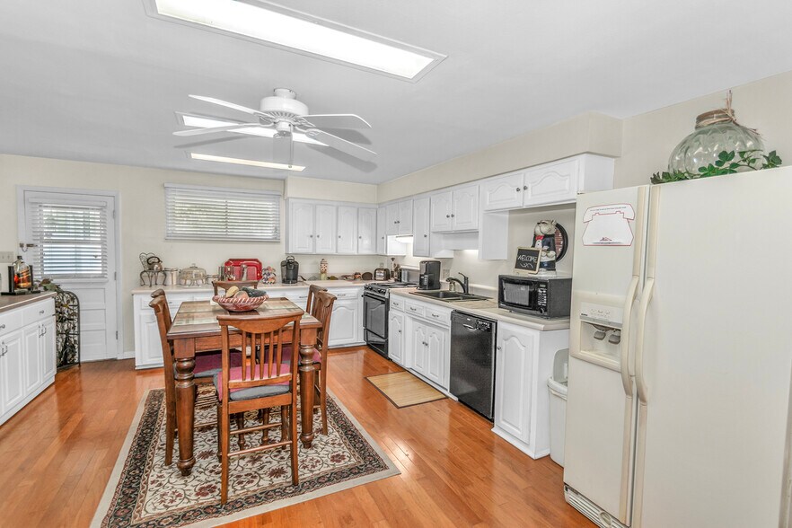 More Photos Of 2575 US Highway 1, Mims Land For Sale