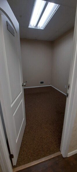 More Photos Of 55 Carleton Ave, East Islip Medical For Sale