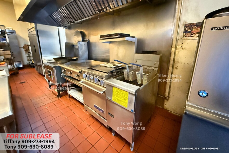 More Photos Of 4110 N Harbor Blvd, Fullerton Storefront For Lease