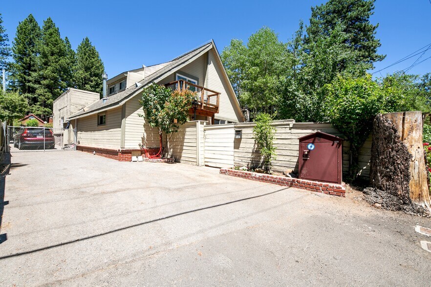 More Photos Of 8106 N Lake Blvd, Kings Beach Storefront Retail Residential For Sale