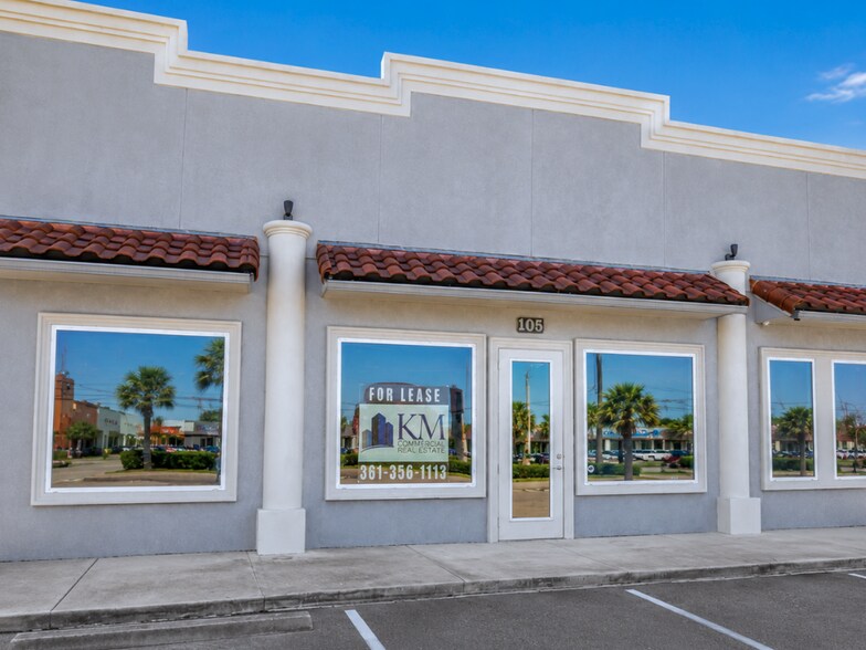 More Photos Of 7002 S Staples St, Corpus Christi Storefront Retail Office For Lease