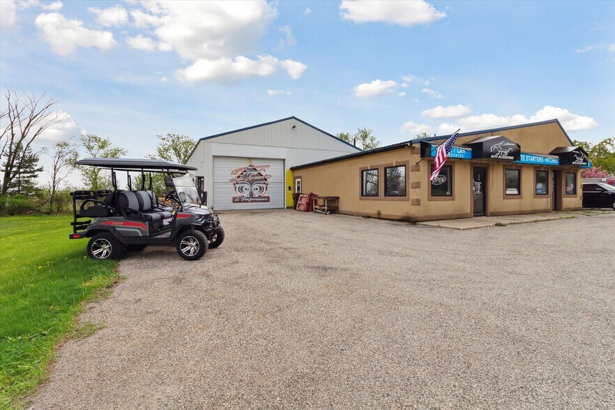 More Photos Of 3159 W Monroe Rd, Alma Freestanding For Sale