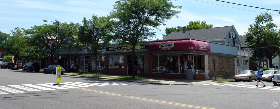 More Photos Of 344-352 Massachusetts Ave, Arlington Freestanding For Lease