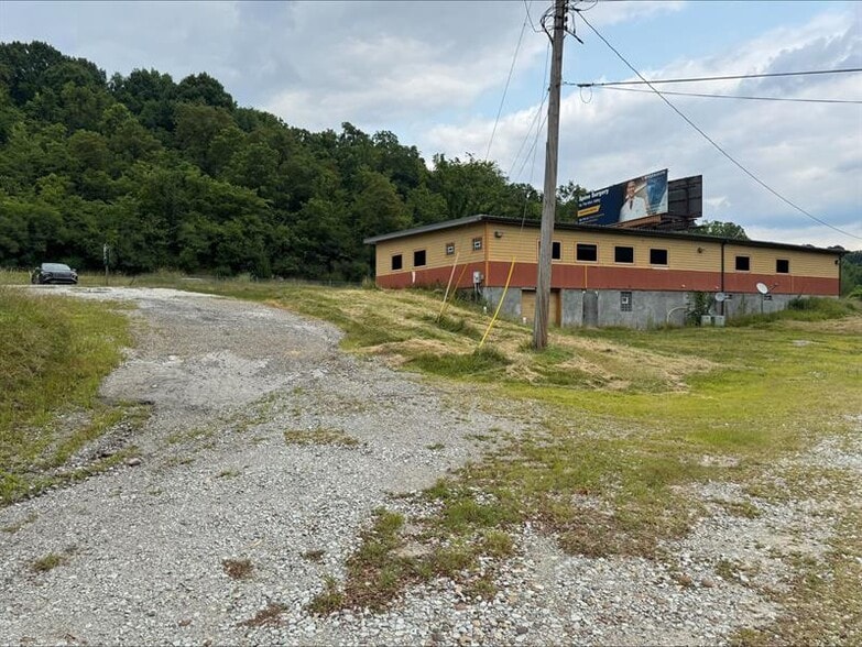 More Photos Of 97 Pines Marginal Rd, Charleroi Warehouse For Sale