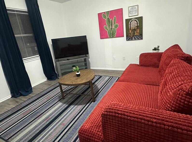 More Photos Of 1500 N Archusa Ave, Quitman Apartments For Sale