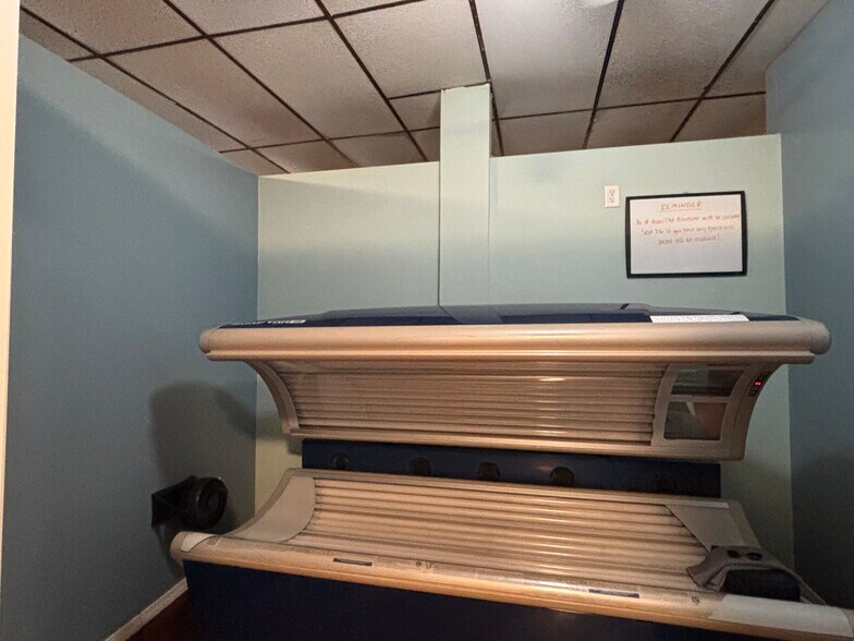 More Photos Of 206 W Main St, Mc Arthur Flex For Sale